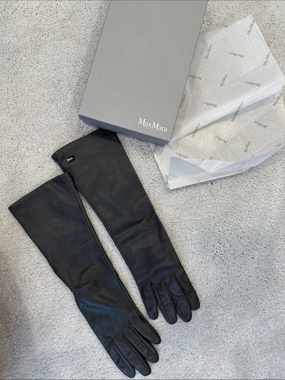 MaxMara Black Long Leather Opera Gloves